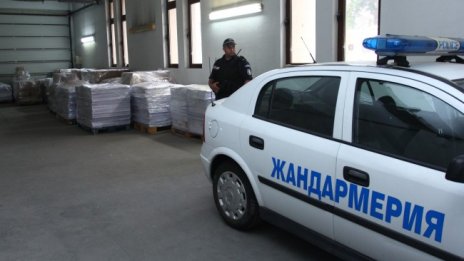 Над 20 000 полицаи и 800 пожарникари охраняват вота у нас