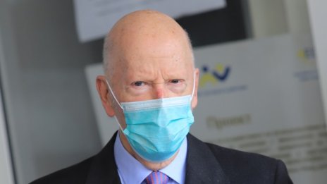 Симеон II гласува: Винаги се надяваме нещата да вървят нагоре