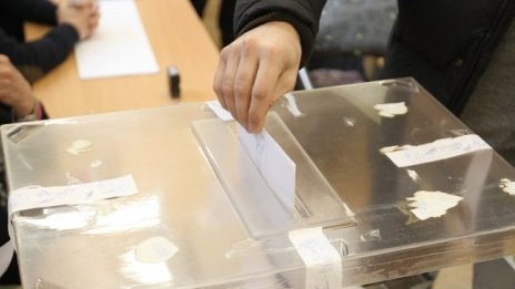 Тренд: ГЕРБ със сериозна преднина пред БСП и ИТН 