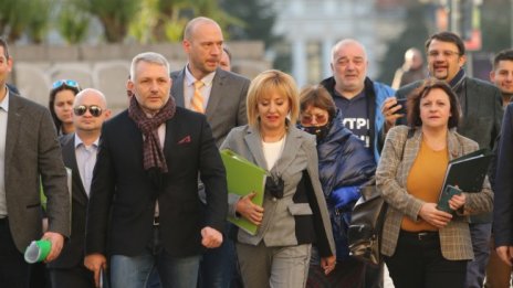 Мая Манолова: Имаме ръбове, на тях ще се убожда Борисов 