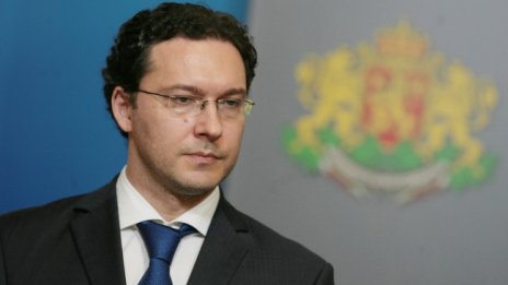 Даниел Митов: Иска ми се всички партии да си говорим нормално