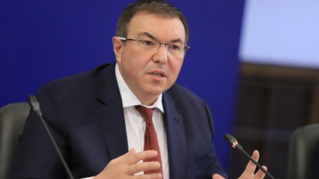 Ангелов: Здравеопазването не е боксова круша за новопоявили се политици