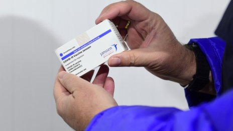 EMA се произнася за безопасността на Johnson & Johnson във вторник