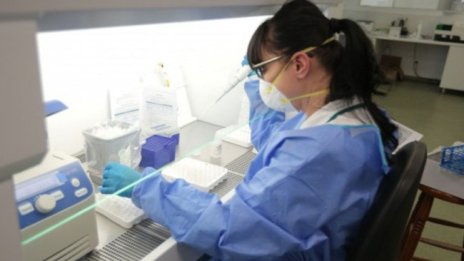 Турски университет  разработва защитен спрей срещу COVID-19