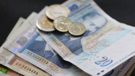 С кражба на лични данни жена изтегли голяма сума пари