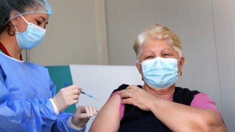 Мобилни екипи ваксинират в отдалечените райони на Румъния