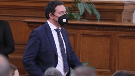 КС образува дело за мораториума върху решенията на МС 