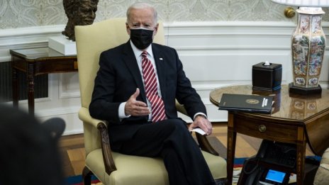 Анализатор: Първите 100 дни на Байдън са успешни