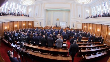 Социолог: Не бива да има червени линии за бъдещо управление 