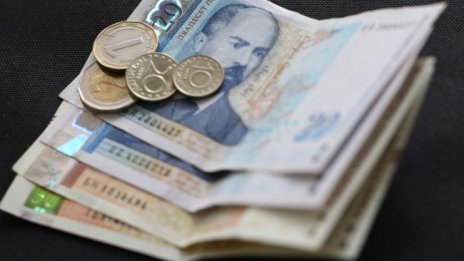 Средната заплата в София мина 2000 лв., най-ниските доходи - във Видин