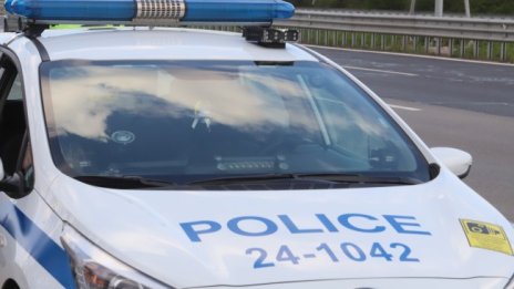 Задържаха 17-годишен за серия кражби от търновско село