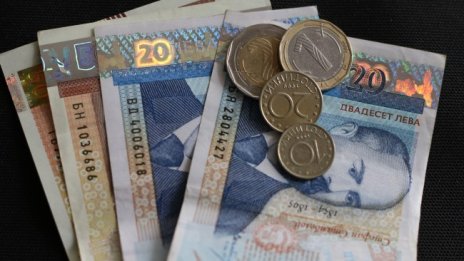 Регистрираната безработица на нива отпреди пандемията