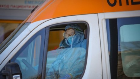 Най-младите починали от вируса за денонощие - на 49 г. 