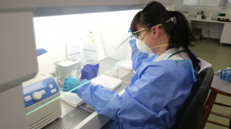 47-годишна жена с астма е сред починалите от вируса 