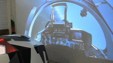 В САЩ вече произвеждат поръчаните от България F-16