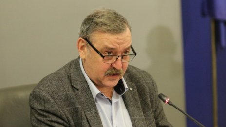 При дълго боледуване e възможна мутация на COVID вируса в организма