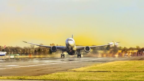 Спад на пътуванията на българите в чужбина с цели 67% 