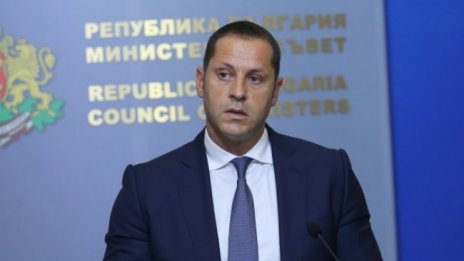Манолев за санкциите срещу него: От 2 г. не съм в политиката