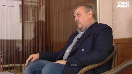 Проф. Кантарджиев: Малко боли, като те рита краставо магаре