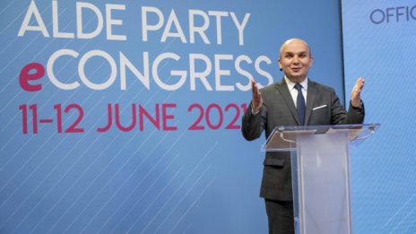 Илхан Кючюк избран за президент на европейските либерали