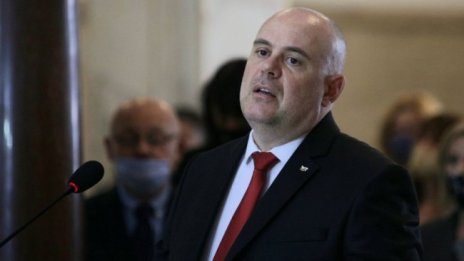 Гешев разпореди проверка колко затворници са били в домашен отпуск 