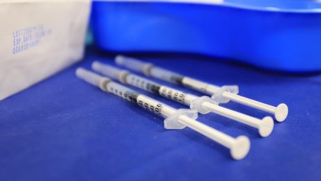ЕК е поръчала още 150 млн. дози от Moderna срещу COVID-19