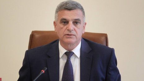 Янев: Спирането на изборния туризъм зависи първо от обществото 