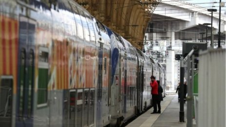Транспортна стачка в началото на летния сезон във Франция 