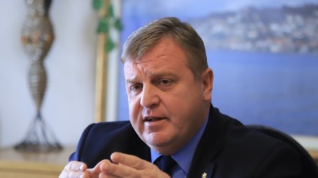 Да се направи стабилно правителство, пожела Каракачанов