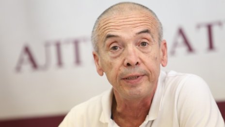 Мангъров: Има мания за ваксиниране, която е плашеща