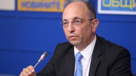 "Галъп": 50% не одобряват кабинета на ИТН, изтеглянето на Василев - правилно
