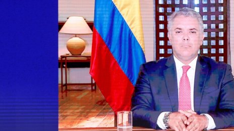 Намалиха работната седмица в Колумбия от 48 на 42 часа