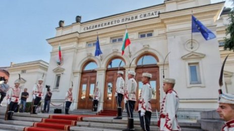 ИТН са уязвими откъм прищевки на политически партньори 