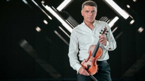 Васко Василев става посланик на новата Debit Mastercard Platinum