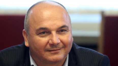 Дацов: Линията на служебния кабинет е като на ГЕРБ преди изборите