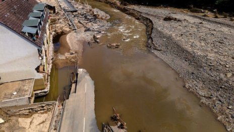 Как наводненията в Германия се отразиха на рейтинга на политиците?