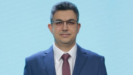 Пламен Николов е кандидатът за премиер на "Има такъв народ"