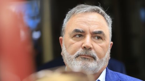Доц. Кунчев: Четвъртата вълна на COVID-19 е тук, макар и с бавен темп