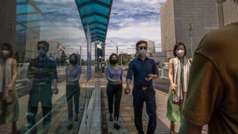 В Китай милиони са "под ключ" заради щама Делта