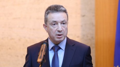 Стоилов: Дано старите икономически интереси не се прегрупират наново 