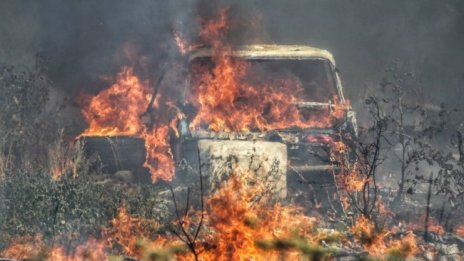 Огнеборците гасят 9 активни пожара в страната 