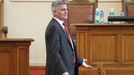 МЗ имало подробен план за новата вълна от коронавируса 