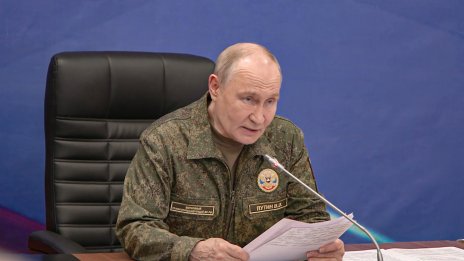 Путин: Бойците напредват, без съмнение Русия ще постигне победа