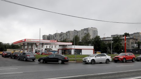 По-малко от една трета от руските бензиностанции разполагат с гориво