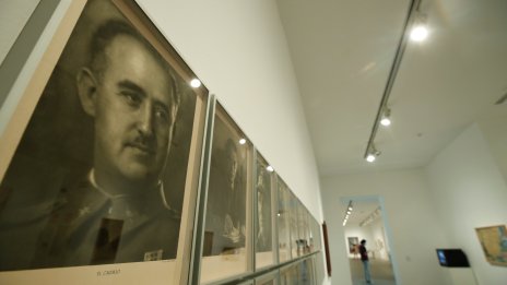 50 години след Франко: Испанската икономика процъфтява, но ще продължи ли?