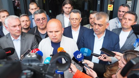 Депутатите решиха: ДПС-ДПС има три дни да смени името си