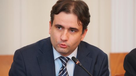 Божанов: Заявката ни е да внесем вот на недоверие най-рано през септември