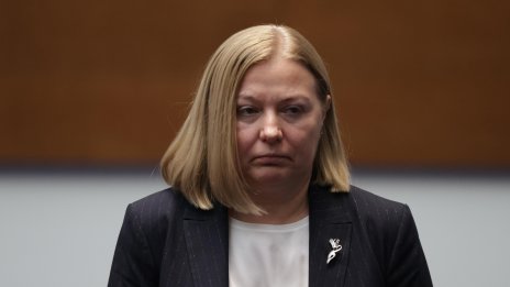 Надежда Йорданова: Завладяването на институциите продължава с години 