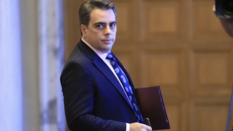 Асен Василев: По-високите пенсии няма да доведат до дефицит