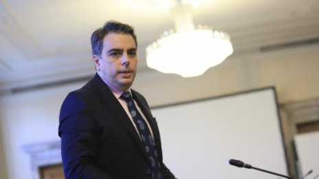Докато е министър, Асен Василев не мислил за друго